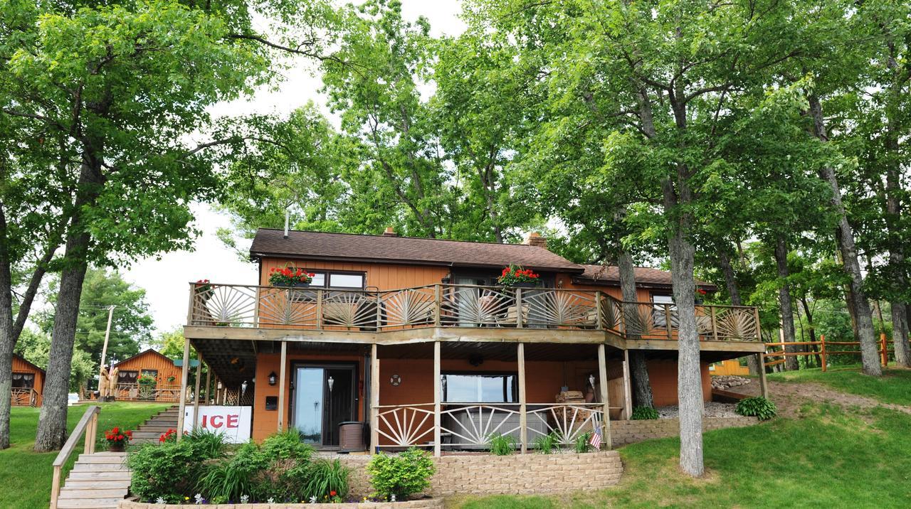 Clear Lake Resort West Branch Exterior foto
