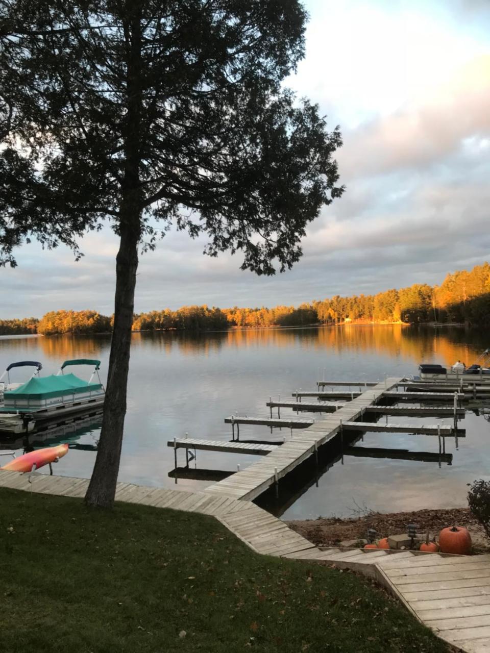 Clear Lake Resort West Branch Exterior foto